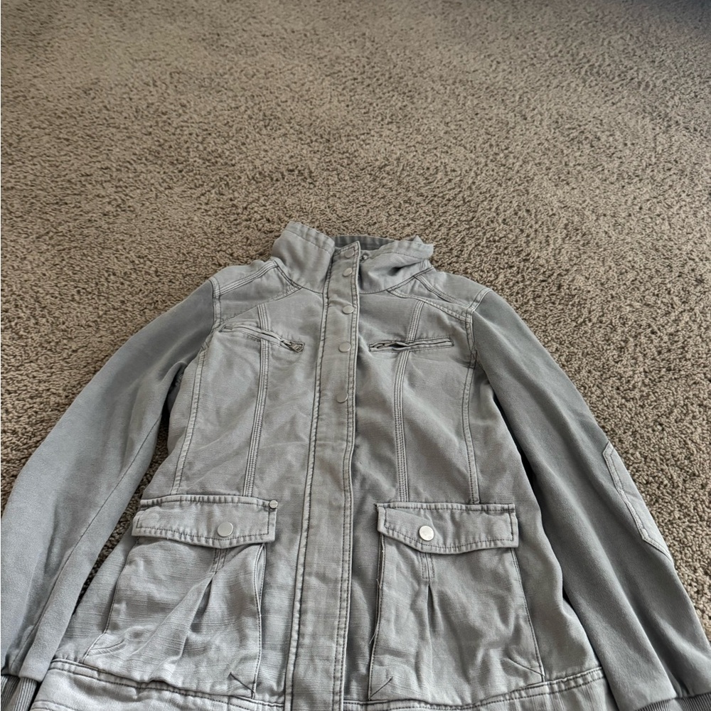 Women's Gray Jacket
